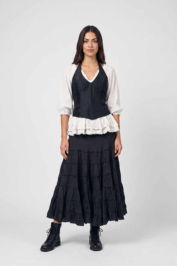 Female Pirate 3