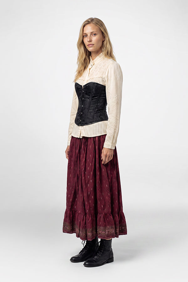 Female Pirate 5