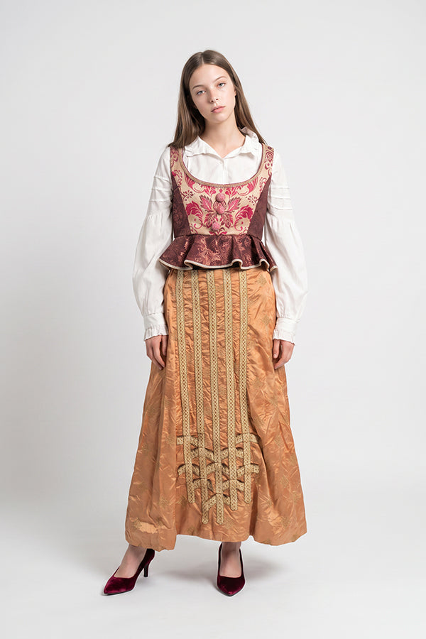 Noblewoman 4